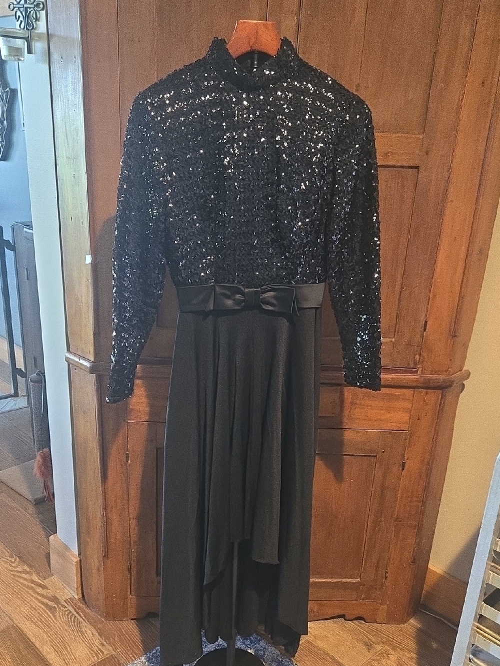 Black Sequin Bodice Long-Sleeve Dress with Bow Waist